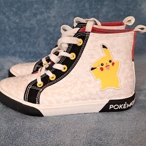 Pokemon Pikachu High-Top Sneakers - White and Black
